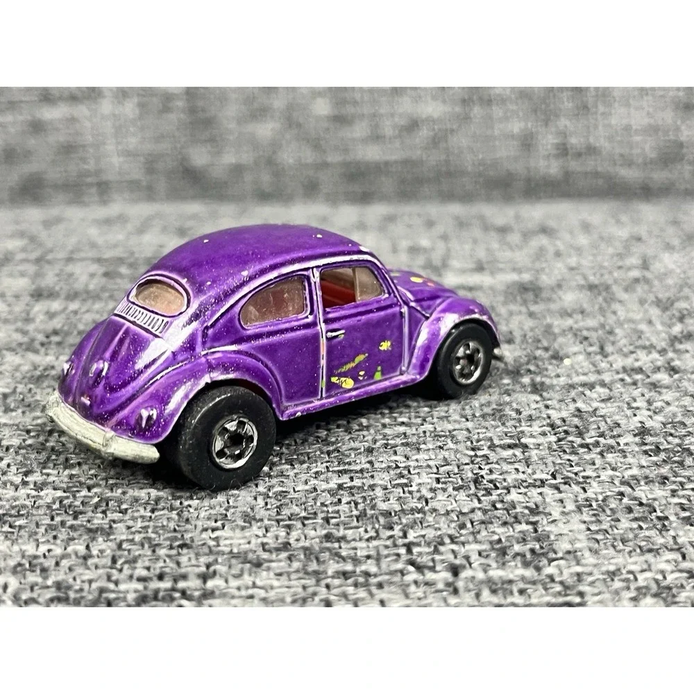 Hot Wheels Volkswagen VW Bug Beetle Vintage 1988 Purple Retro Design Diecast Car
